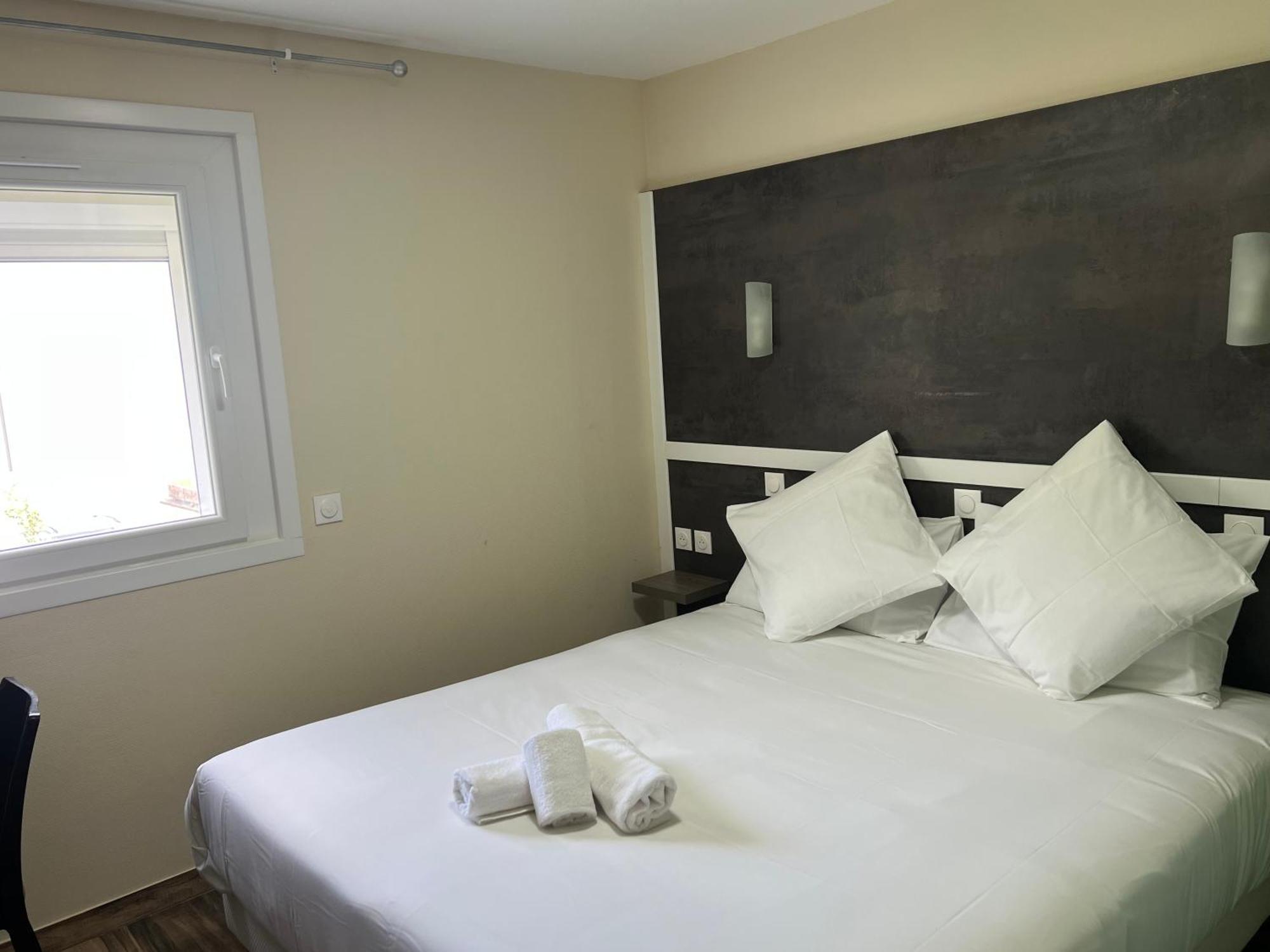 Contact Hotel Arc-En-Ciel - Reouverture - Entierement Renove Mulhouse Bagian luar foto